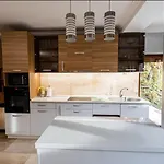 White Апартаменты *